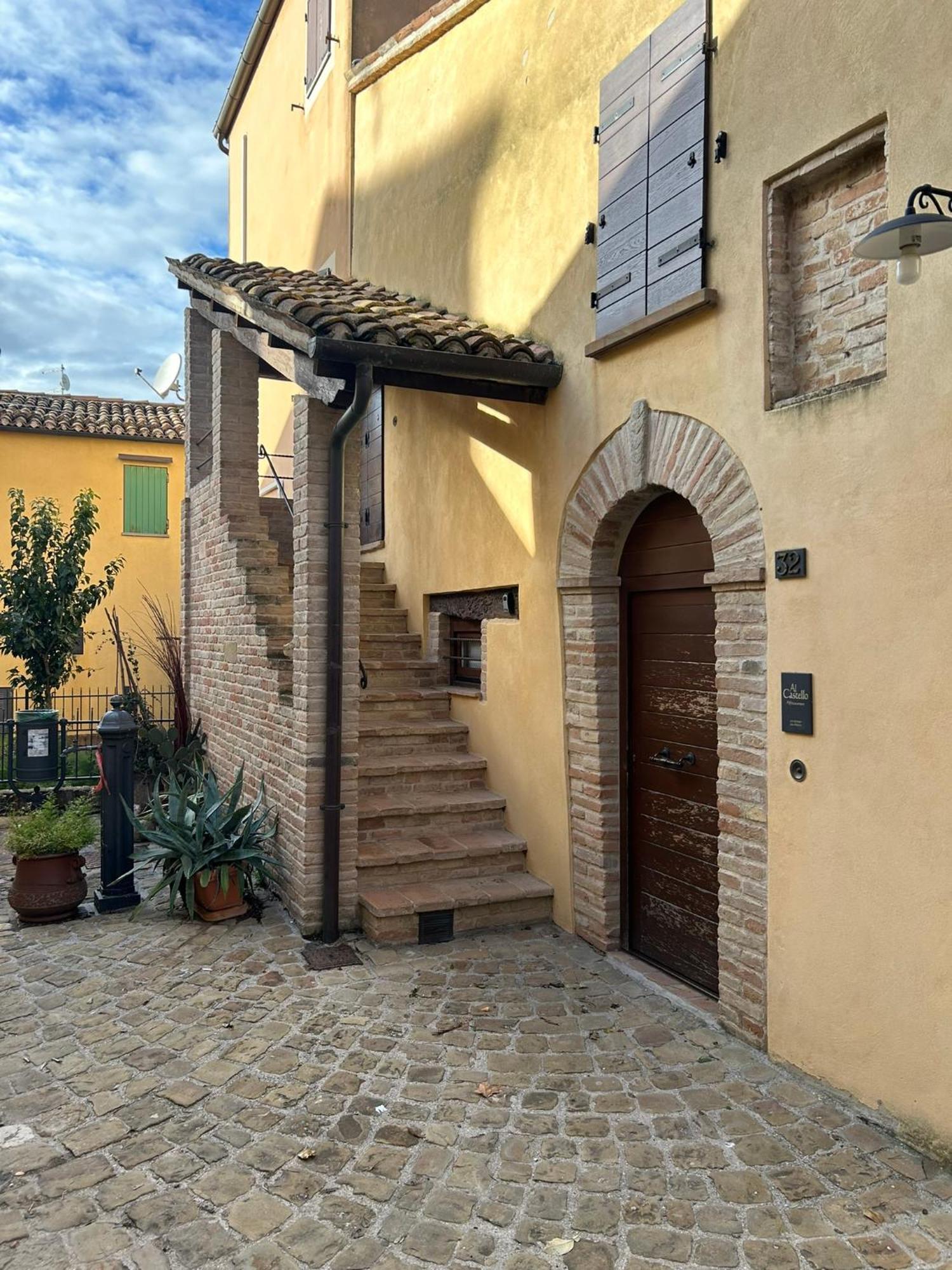 Al Castello Hotel Tavullia Exterior foto
